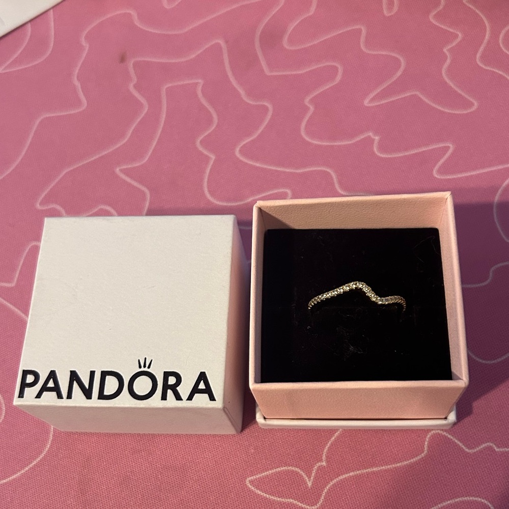 Pandora Sprakly Wave Ring - barley worn - size 9!
